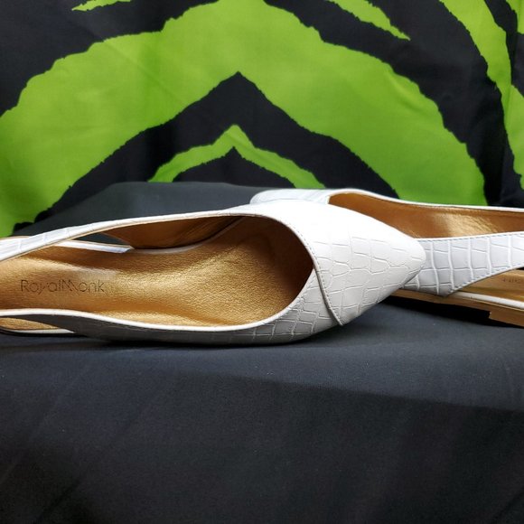 Royal Monk White Reptile Leatherette Pointed Toe Slingback Cove Flats - Size 39 - Picture 5 of 10